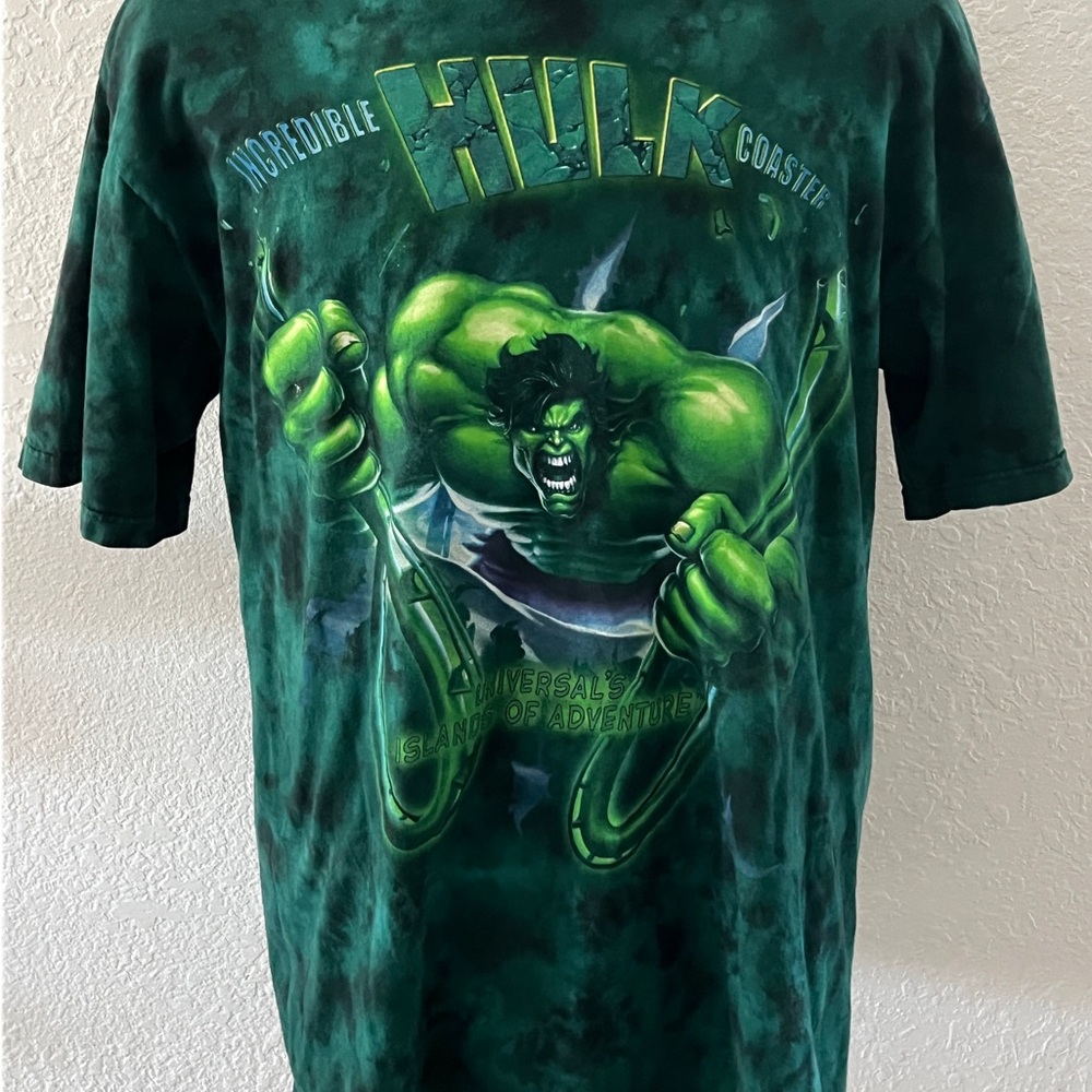 VTG Universe Studios - Incredible Hulk Coaster Graphic Tee